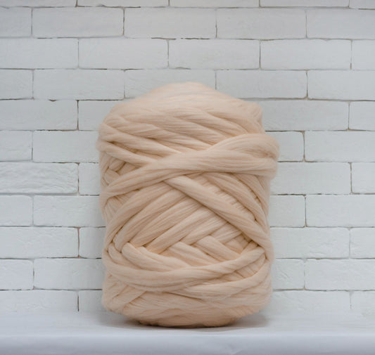 Merino Wool, Super Chunky Yarn - color from CAMEO - FuzzyRoom