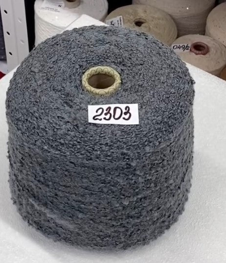 Soft fluffy boucle in different colors – Italian premium