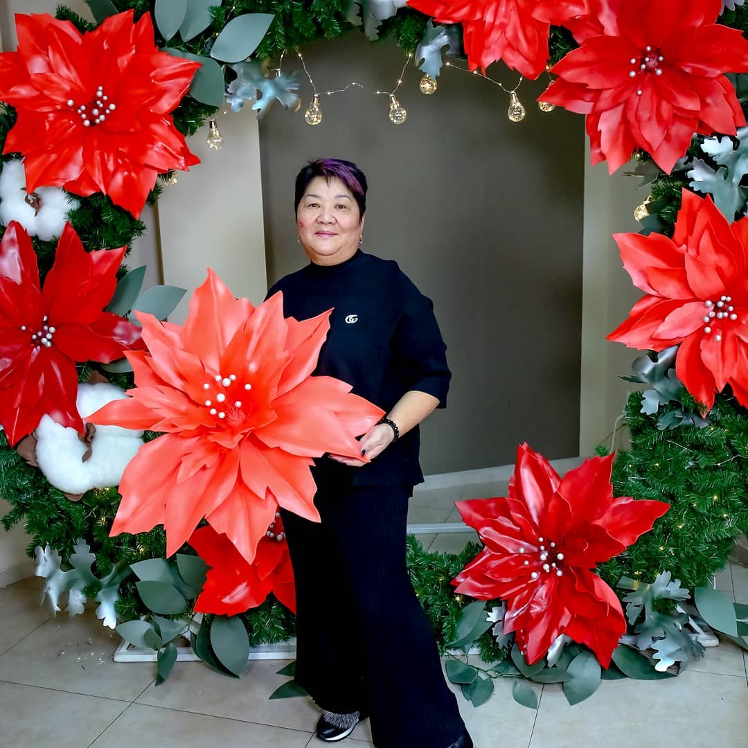 Giant Red Poinsettia Wreath with Lights 2.3m