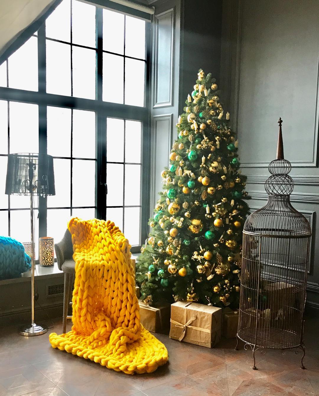 Ivory super chunky merino wool blanket folded close-up