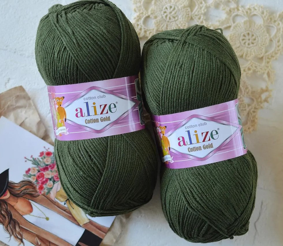 Cute amigurumi toy crocheted from Alize Cotton Gold in creamy white or milk shade, hypoallergenic and gentle cotton-acrylic yarn, perfect for safe children's toys and stuffed animals