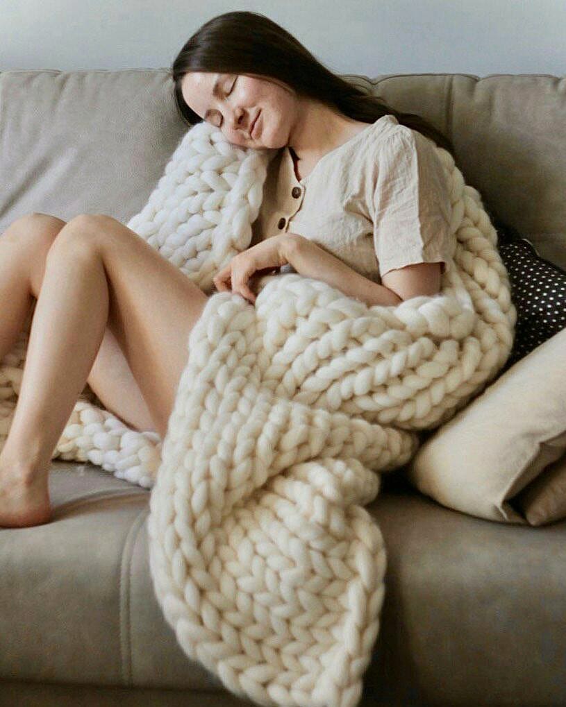 Chunky Yarn MWG 2003 CHAMPAGNE