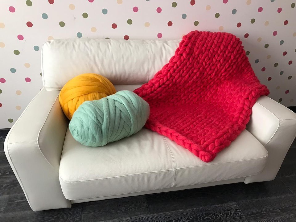 Chunky Yarn MWG 2042 RED