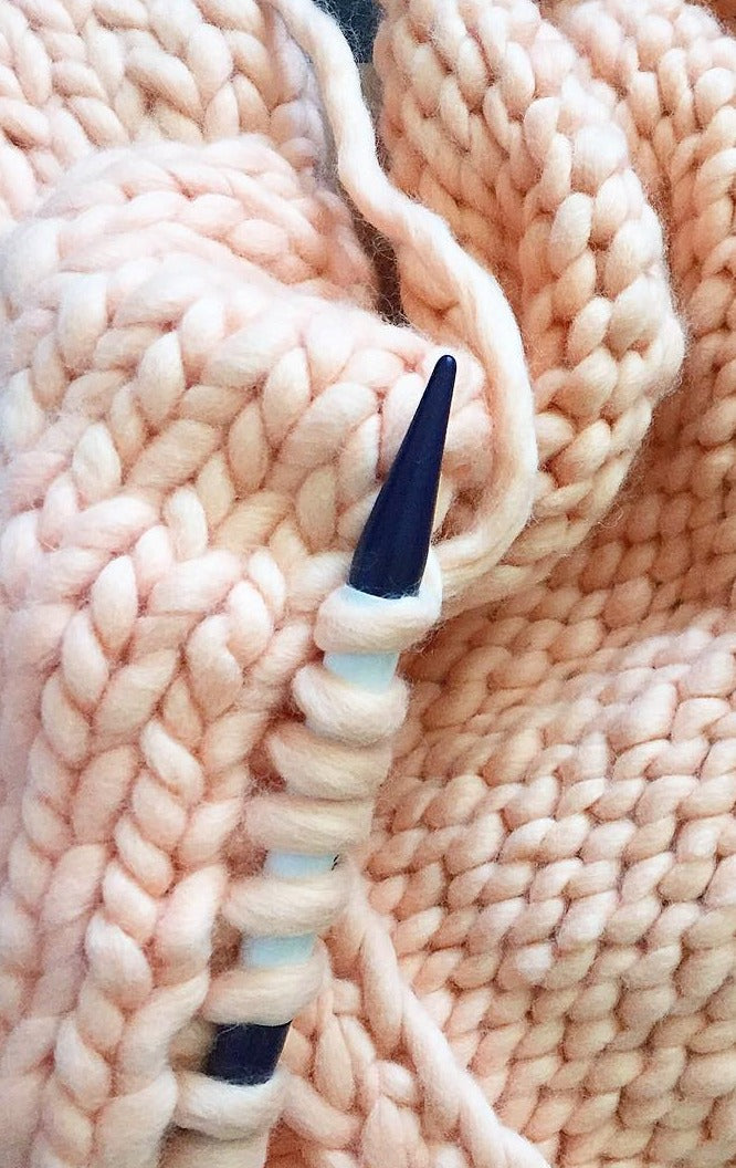 Chunky Yarn MWG 2006 ALMOND