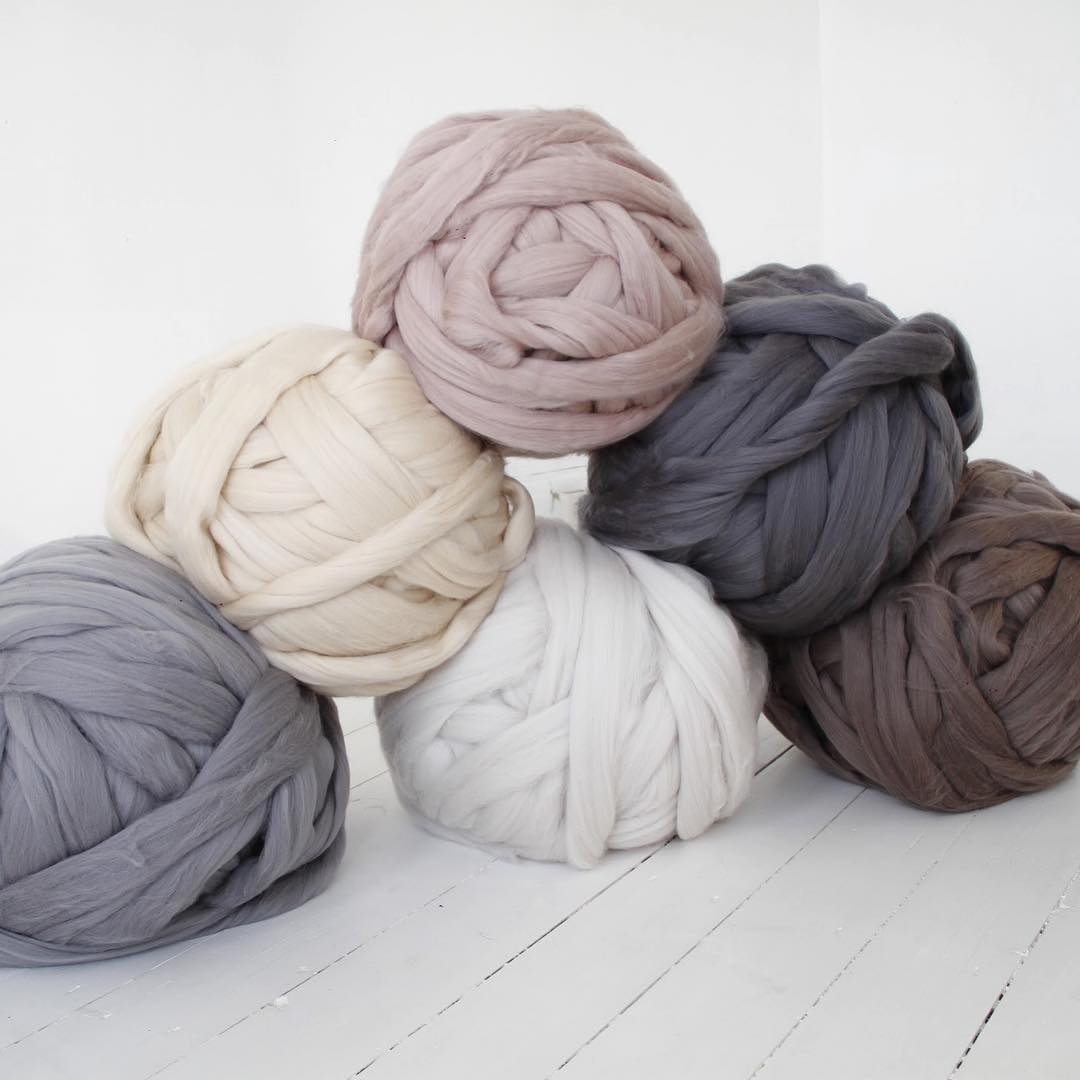 Chunky Yarn MWG 2003 CHAMPAGNE