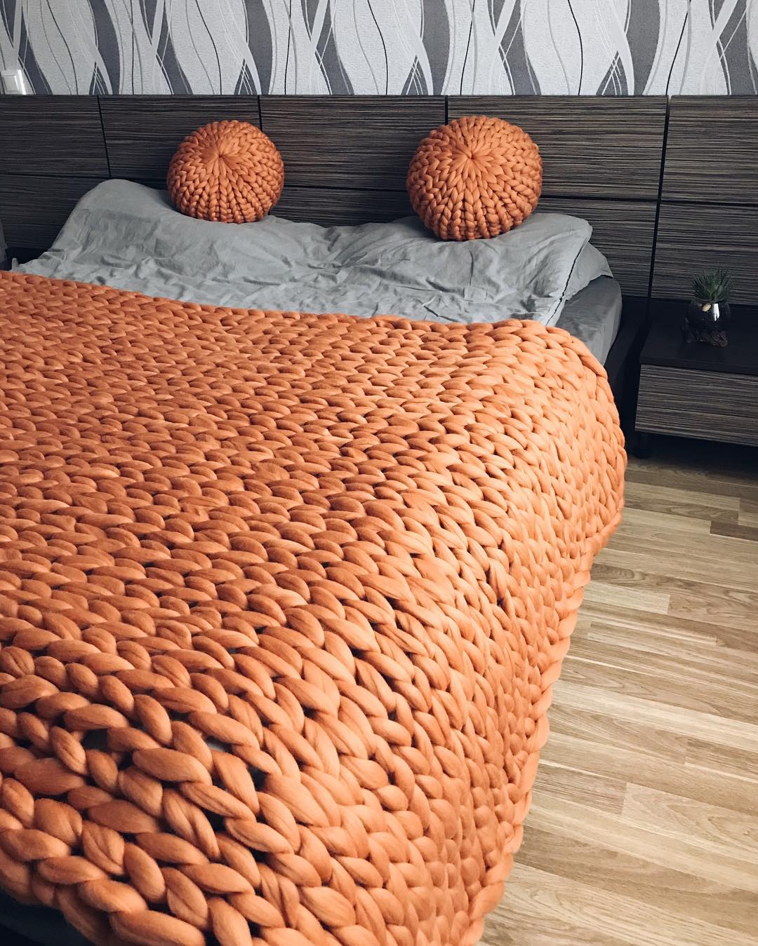 Chunky Yarn MWG 2052 MAPLE