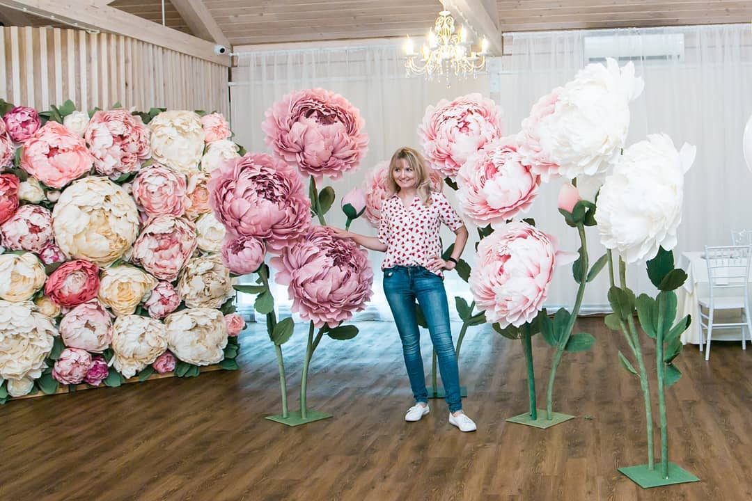 Large paper flowers for wedding decoration. Large paper flowers. Giant  paper flowers. Paper flowers on the stem. Paper peony. 90652 in online  supermarket