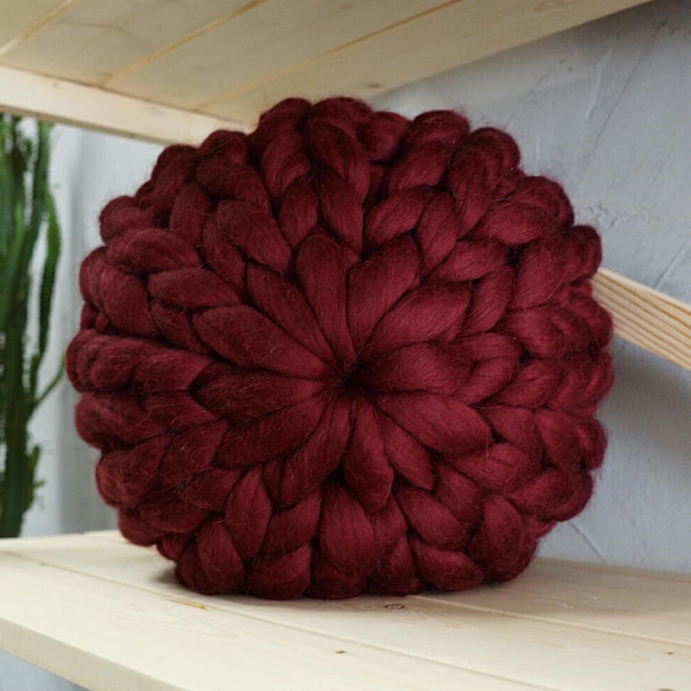Chunky Yarn MWG 2045 GARNET