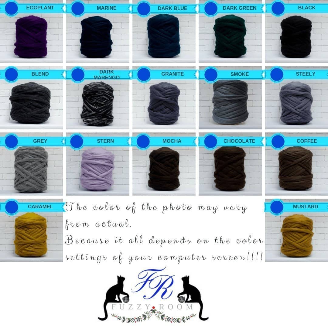 Chunky knit blanket. Premium merino wool blanket. Chunky knit throw. Arm knit blanket. 20 x 20 inches (50 cm x 50 cm) - FuzzyRoom