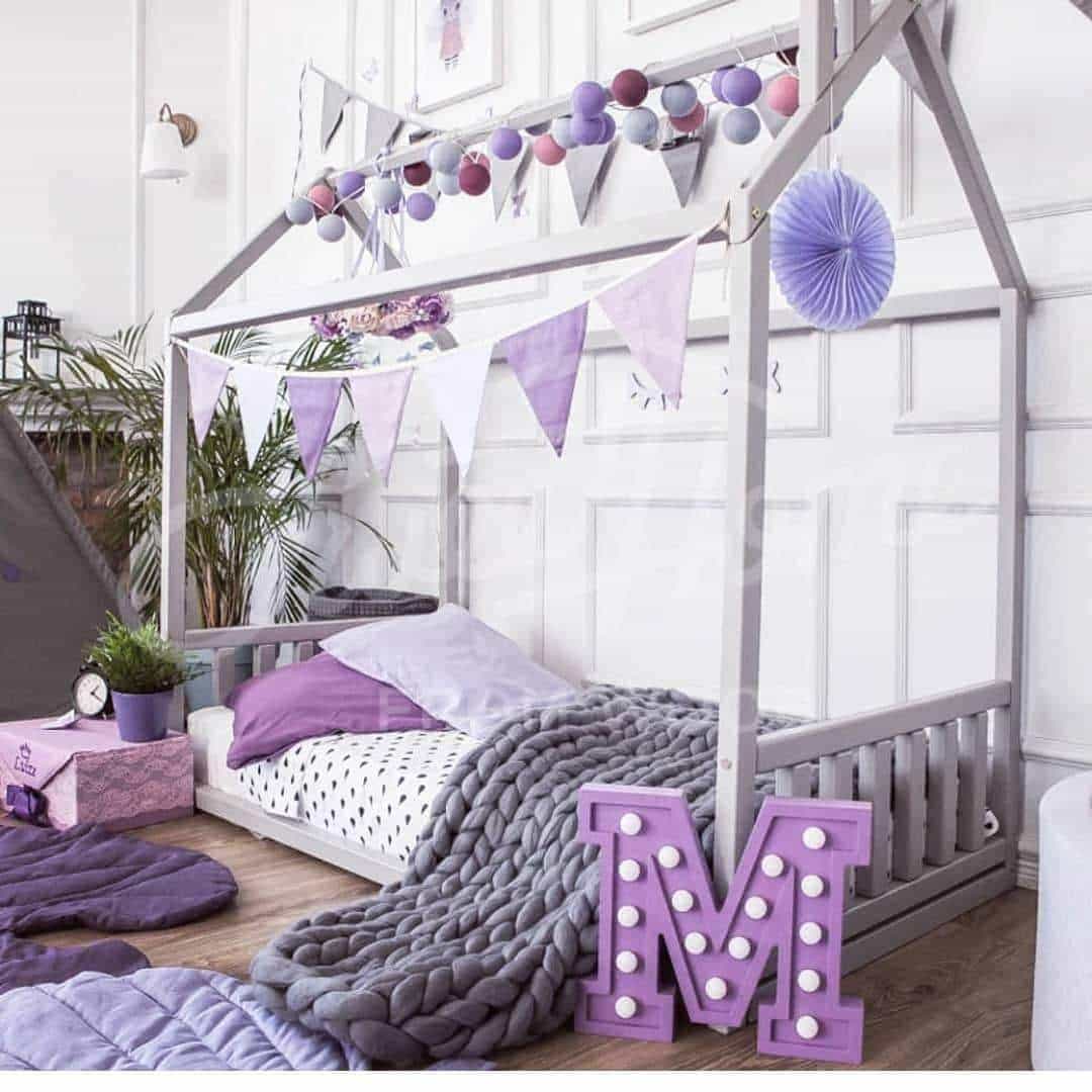 Neutral chunky wool blanket detail