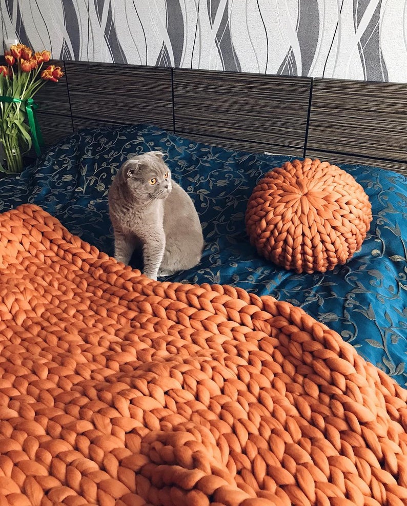 Chunky Yarn MWG 2052 MAPLE