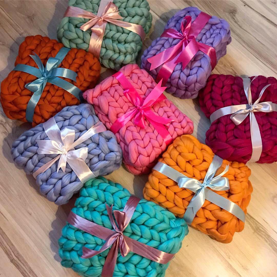 Chunky Yarn MWG 2046 WINE