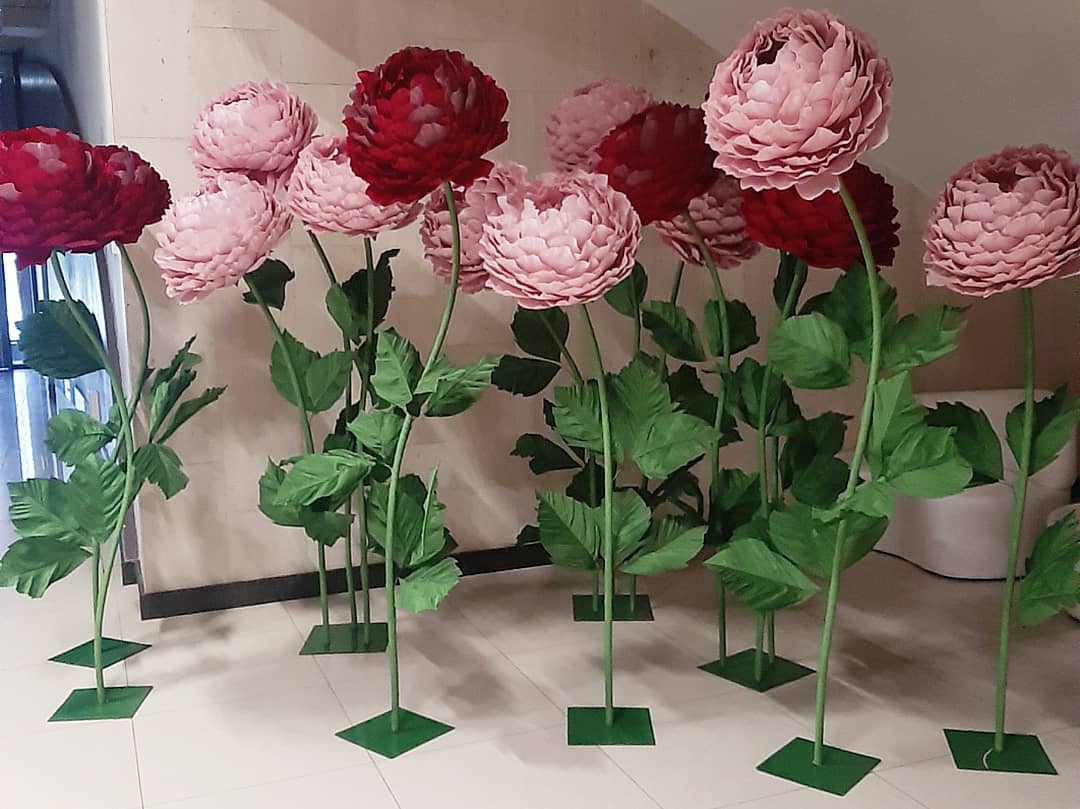 Large paper flowers Peon (Composition 1 flowers)