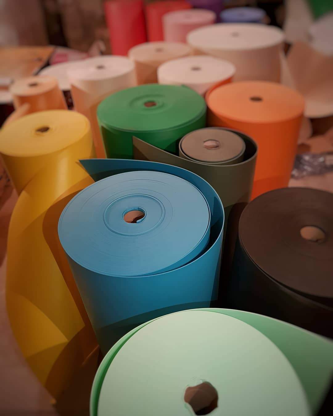 Isolon material for the manufacture of large flowers color - 740 - FuzzyRoom