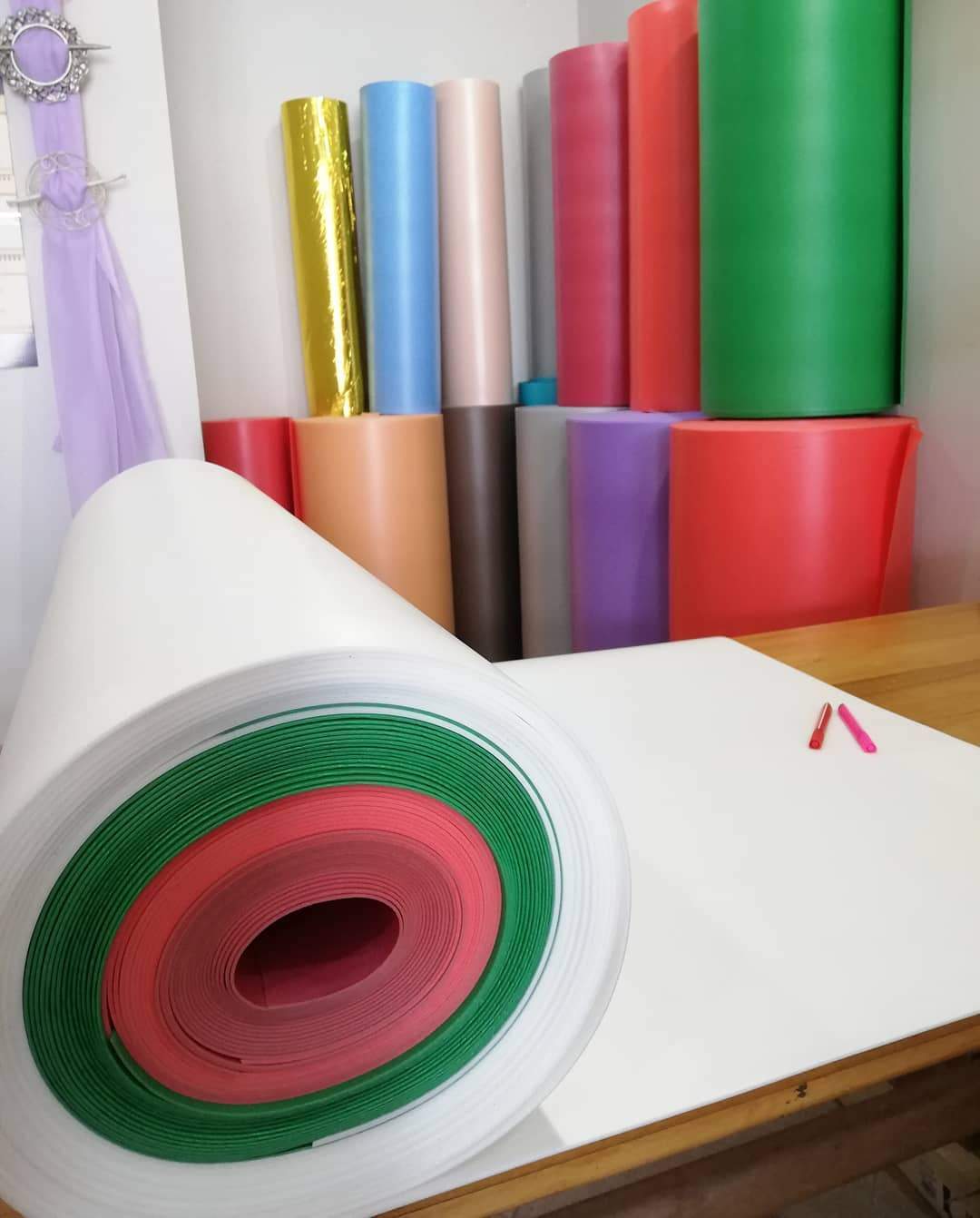 Izolon material for the manufacture of large flowers color - 343 - FuzzyRoom