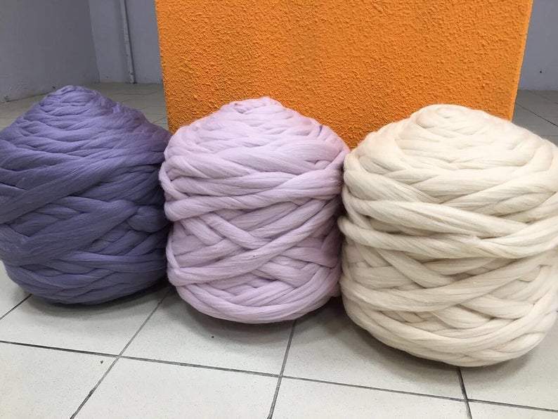 Merino Wool, Super Chunky Yarn - color from CAMEO - FuzzyRoom
