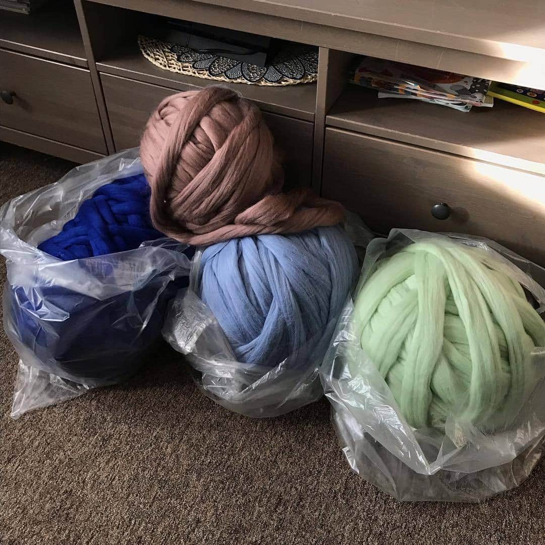 Merino Wool, Super Chunky Yarn - color from PEAR - FuzzyRoom