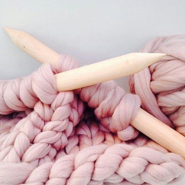 Merino Wool, Super Chunky Yarn - color from ROSE - FuzzyRoom