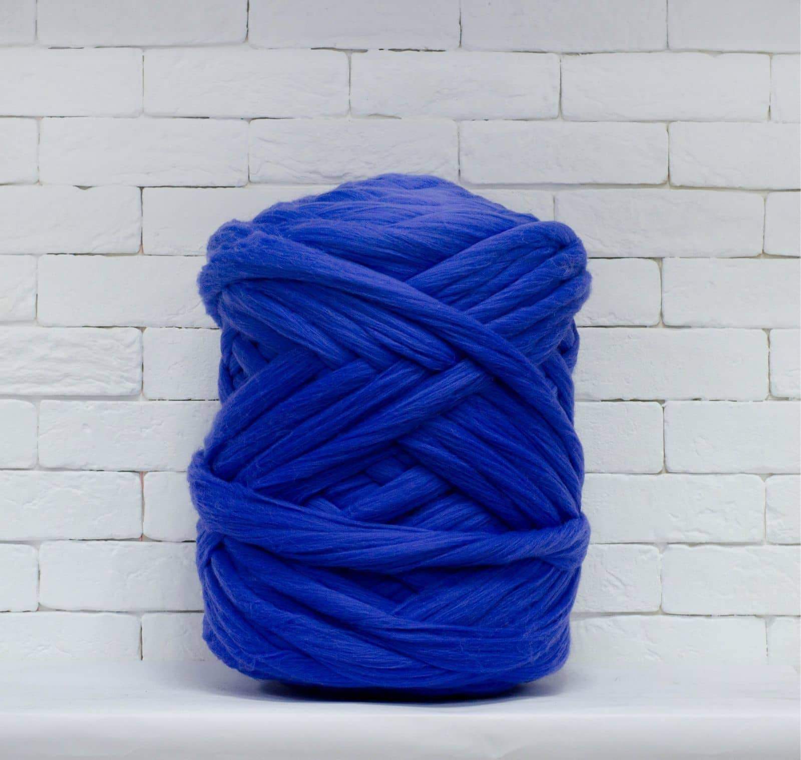 Merino Wool, Super Chunky Yarn - color from ULTRAMARINE - FuzzyRoom