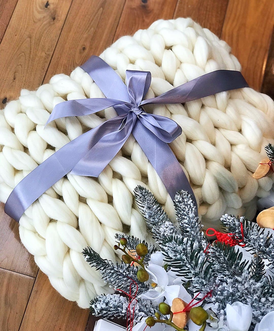 Merino Wool, Super Chunky Yarn - color from WHITE - FuzzyRoom