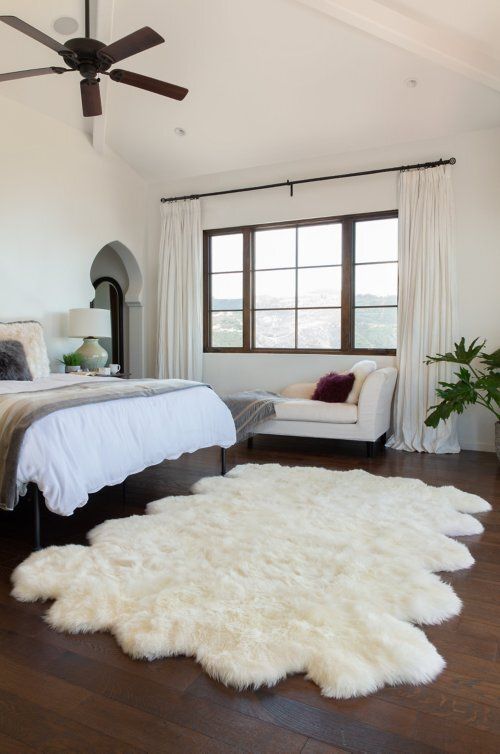 Genuine natural sheepskin rug 78x110 inches (12 skins)