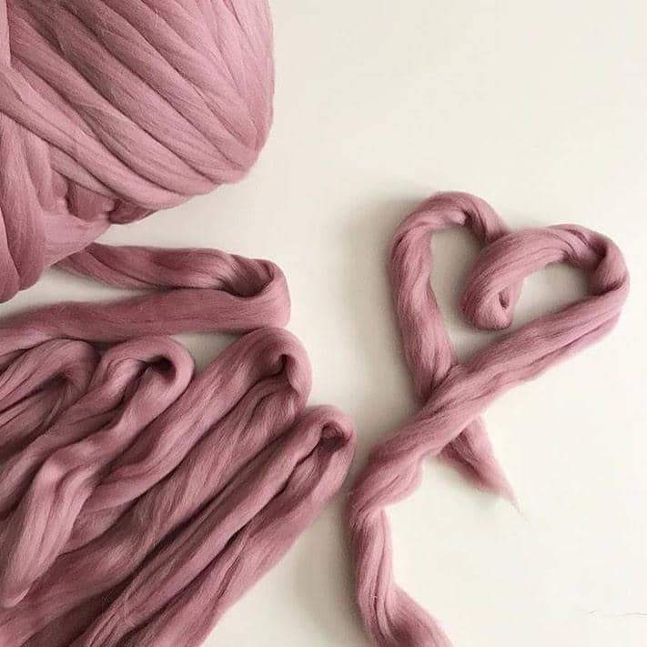 Merino Wool, Super Chunky Yarn - color from DUSTY CEDAR - FuzzyRoom