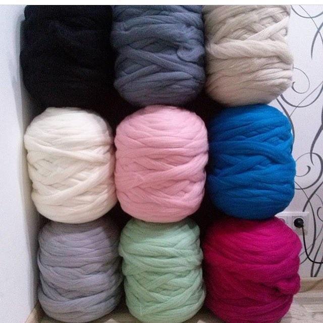 Merino Wool, Super Chunky Yarn - color from GRANITE - FuzzyRoom