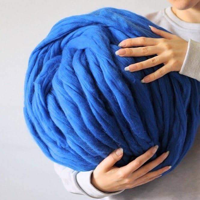 Merino Wool, Super Chunky Yarn - color from SCARLET - FuzzyRoom