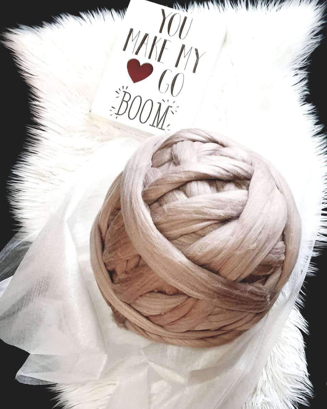 Merino Wool, Super Chunky Yarn - color from VIOLET - FuzzyRoom